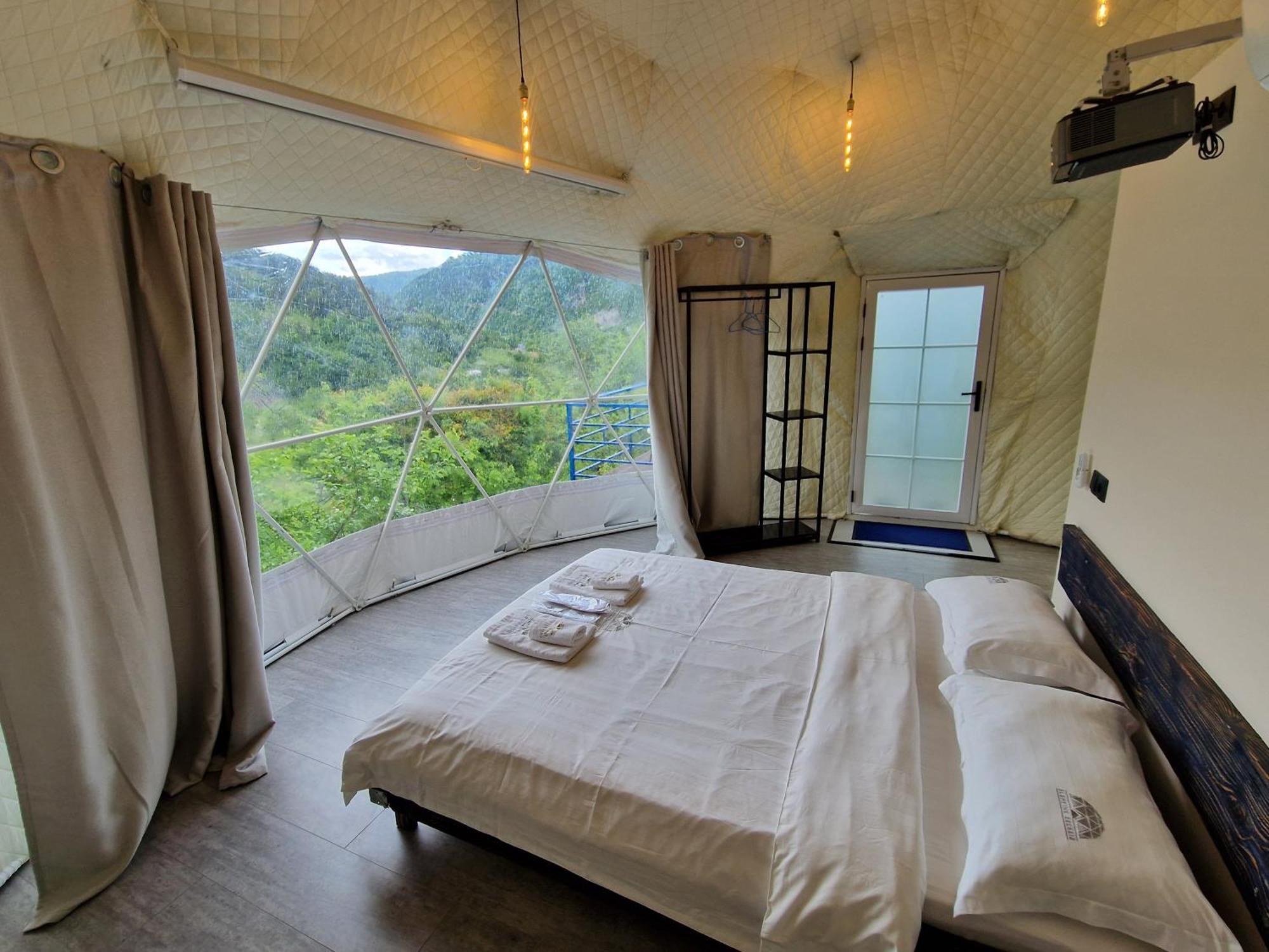 Glamping Georgia Krikhi Otel Ambrolauri Dış mekan fotoğraf