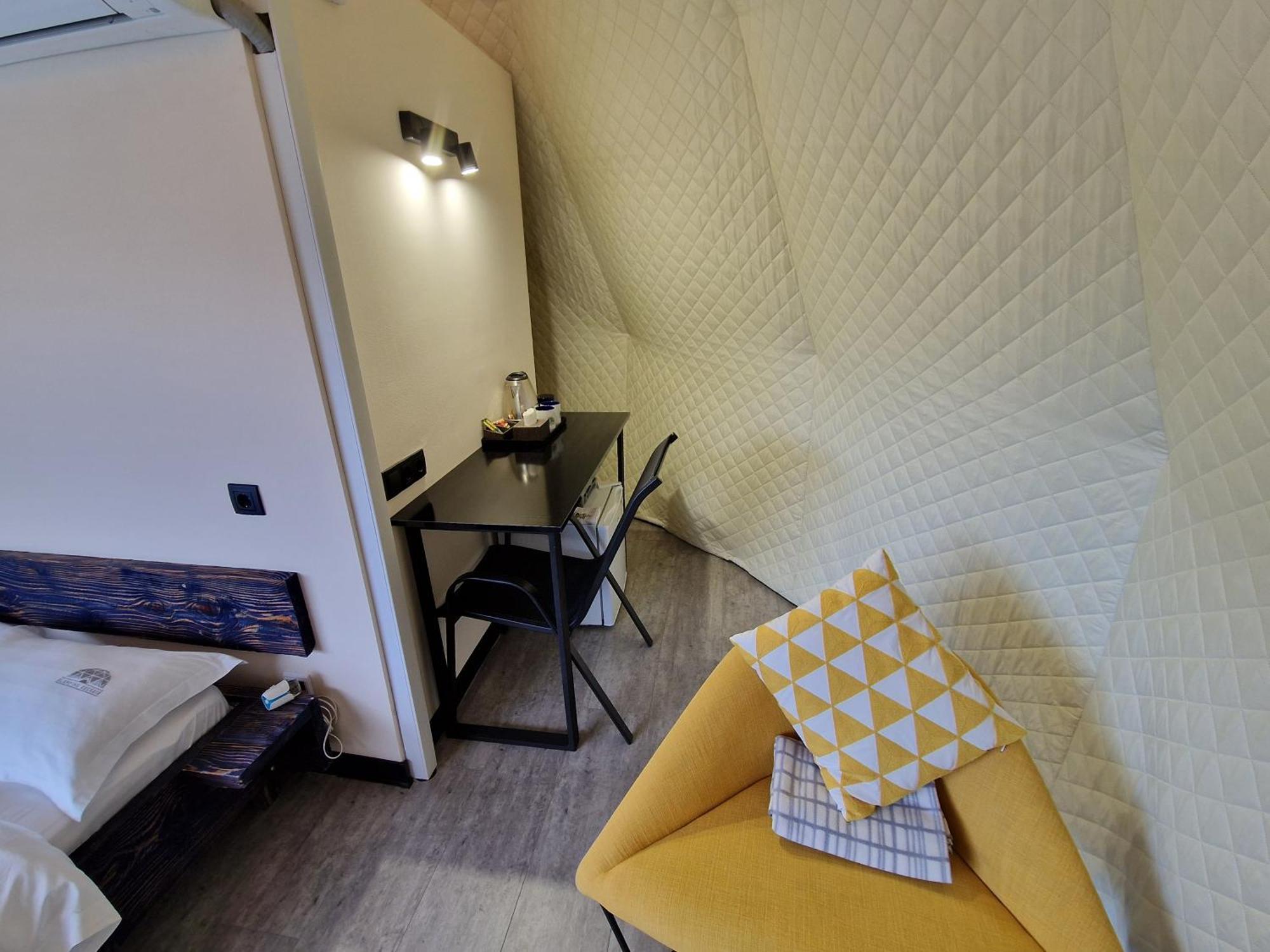 Glamping Georgia Krikhi Otel Ambrolauri Dış mekan fotoğraf