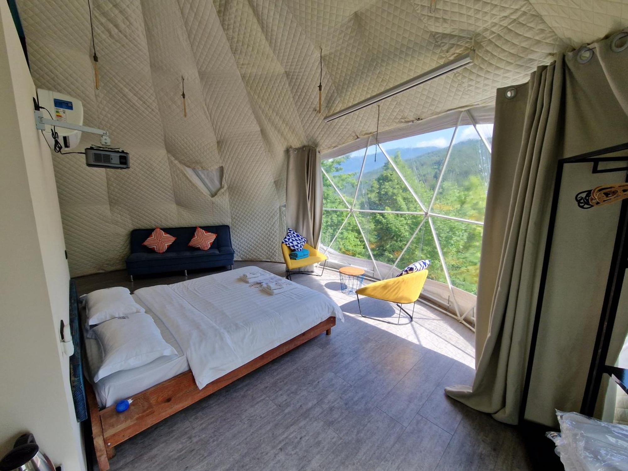 Glamping Georgia Krikhi Otel Ambrolauri Dış mekan fotoğraf