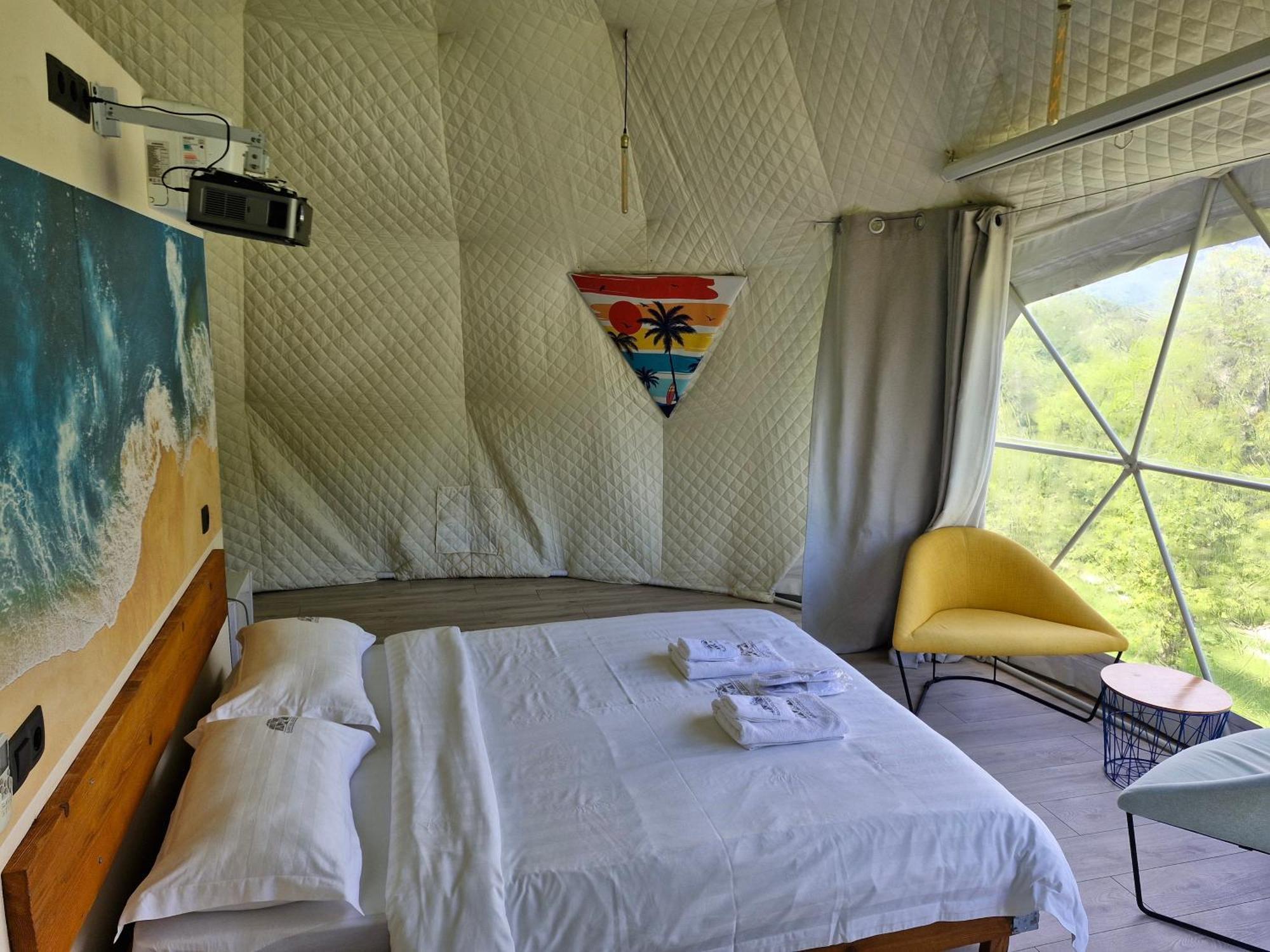 Glamping Georgia Krikhi Otel Ambrolauri Dış mekan fotoğraf