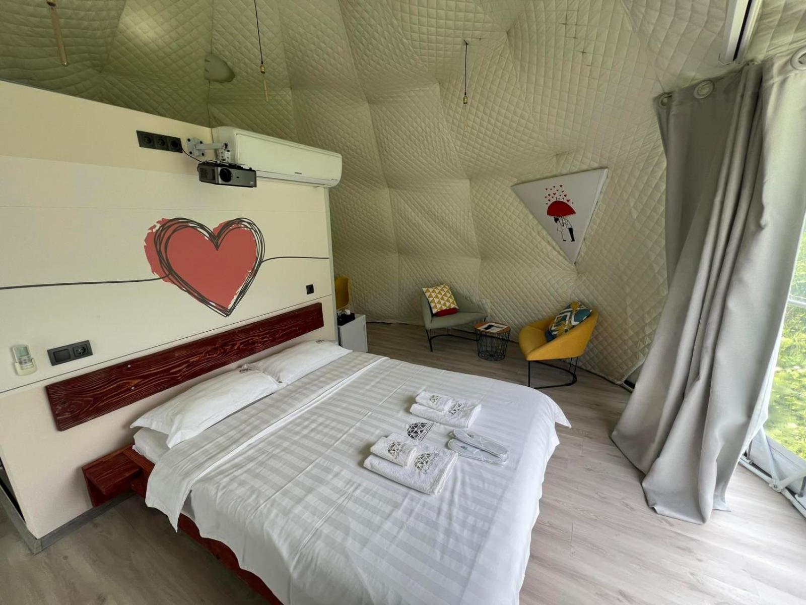 Glamping Georgia Krikhi Otel Ambrolauri Dış mekan fotoğraf