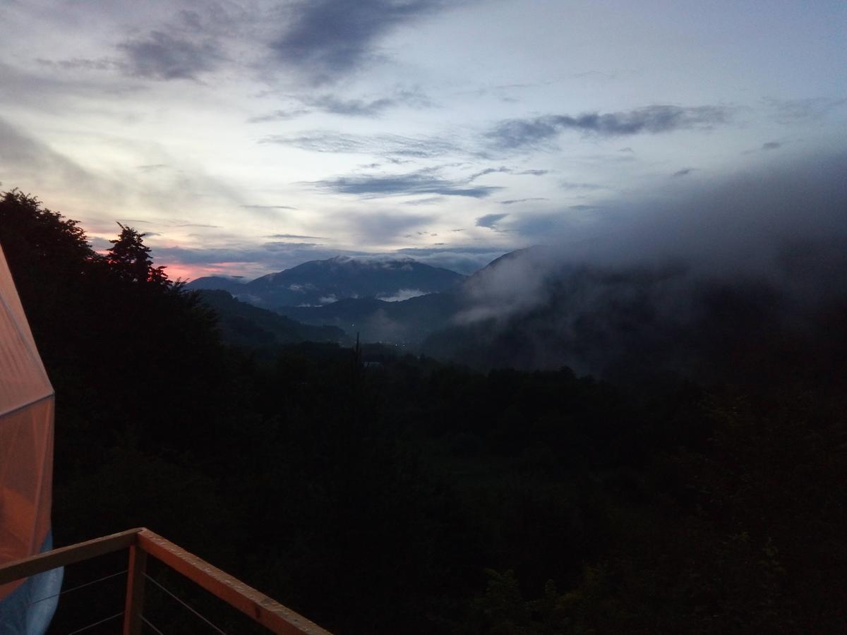Glamping Georgia Krikhi Otel Ambrolauri Dış mekan fotoğraf